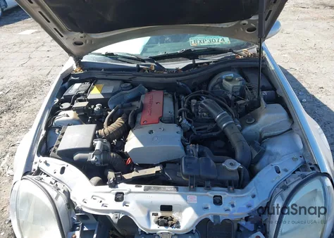 1999 Mercedes-Benz Slk 230 Kompressor z USA, uszkodzony, nr VIN WDBKK47F0XF080362